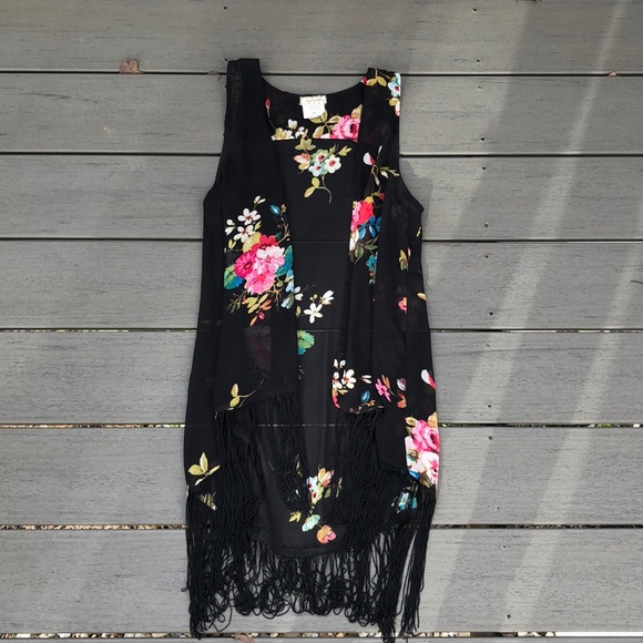 Eyeshadow Sweaters - Floral Cardigan Vest